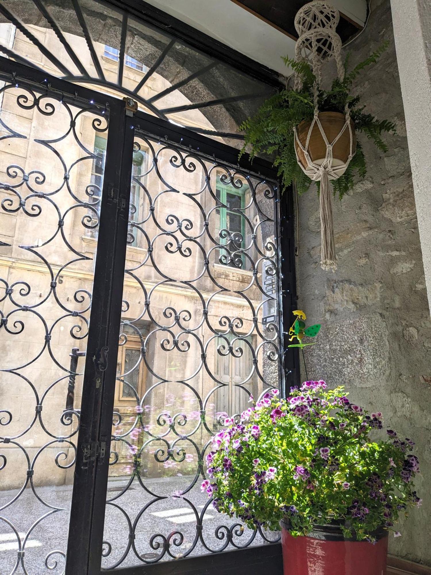 Le Saint Jean Cosy Et Confort Villefranche-de-Conflent Exteriör bild